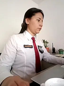Snapshot of Queen_linda1 chatting on 04-29-26, 12:09 Queen linda1 online show from 04-29-26, 12:09