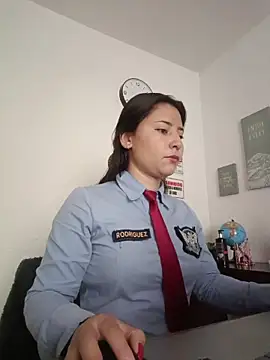 Snapshot of Queen_linda1 chatting on 05-06-26, 12:10 Queen linda1 online show from 05-06-26, 12:10