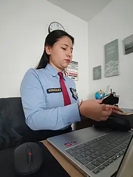 Snapshot of Queen_linda1 chatting on 05-19-26, 12:11 Queen linda1 online show from 05-19-26, 12:11