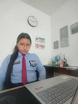 Snapshot of Queen_linda1 chatting on 05-22-26, 02:12 Queen linda1 online show from 05-22-26, 02:12