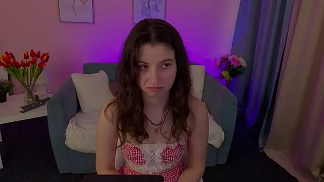 BelovedAlice online show from 05-13-26, 01:41