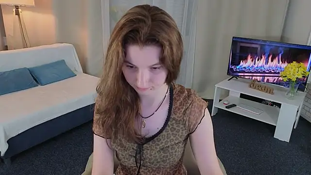 BelovedAlice online show from 06-08-26, 01:28
