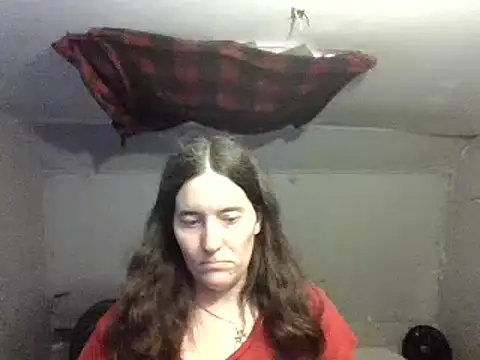 Snapshot of Mini83 chatting on 06-06-26, 05:17 Mini83 online show from 06-06-26, 05:17