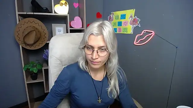 Snapshot of RubyDaviss chatting on 05-15-26, 06:09 RubyDaviss online show from 05-15-26, 06:09
