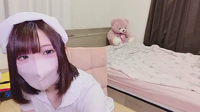 Snapshot of hiyo0001 chatting on 05-10-26, 12:21 hiyo0001 online show from 05-10-26, 12:21