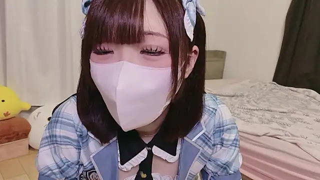 Snapshot of hiyo0001 chatting on 05-30-26, 01:30 hiyo0001 online show from 05-30-26, 01:30