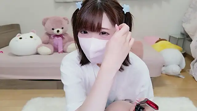 hiyo0001 online show from 06-20-26, 03:04