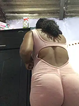 ZaraBlaze23 online show from 04-22-26, 06:20