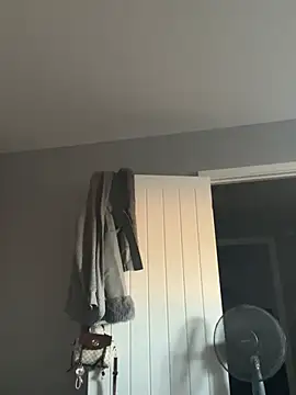 Poppylooloo online show from 06-23-26, 07:01