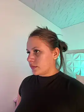 Ivonny Goldie online show from 07-19-26, 10:02