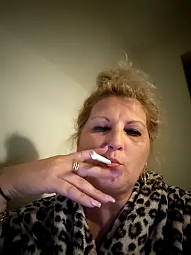 Divineblond online show from 10-06-25, 07:33