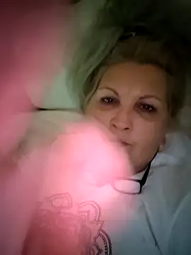 Divineblond online show from 11-02-25, 07:49