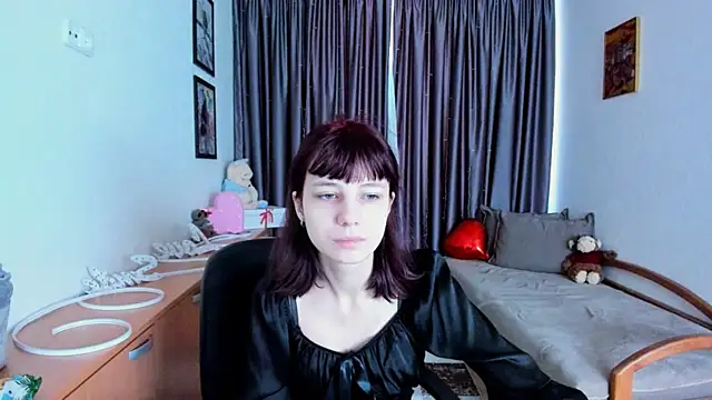 Snapshot of MiniLysii chatting on 05-07-26, 05:35 MiniLysii online show from 05-07-26, 05:35