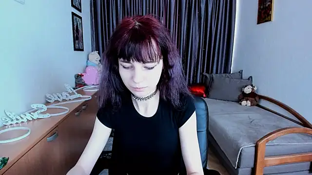 Snapshot of MiniLysii chatting on 05-14-26, 05:36 MiniLysii online show from 05-14-26, 05:36
