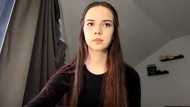JoellaGrode online show from 05-20-26, 06:36