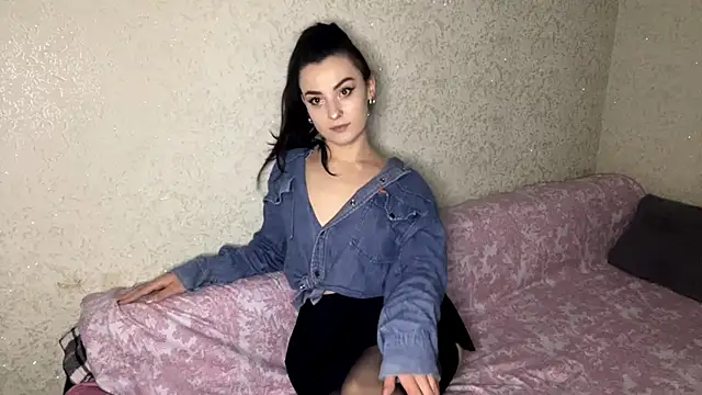 Madisonlovx online show from 06-02-26, 07:27
