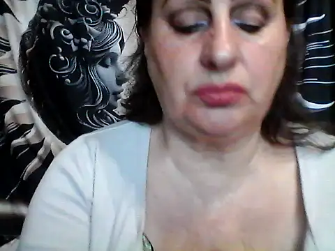 Snapshot of LoaqLovew chatting on 04-25-26, 10:07 LoaqLovew online show from 04-25-26, 10:07