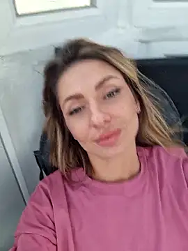 SofiaLace online show from 05-28-26, 05:10