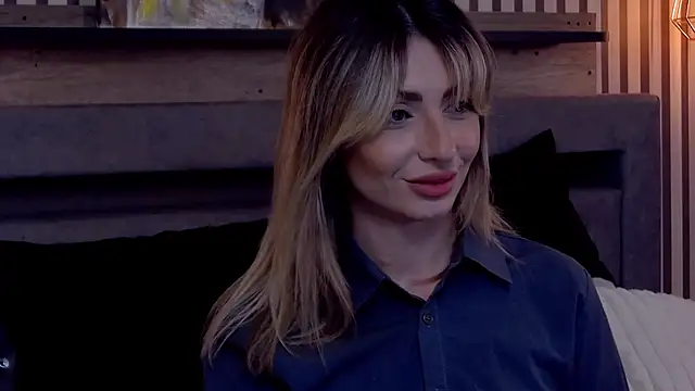 SofiaLace online show from 05-29-26, 05:16
