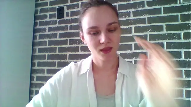 Snapshot of DolcezzaCream chatting on 04-29-26, 11:14 DolcezzaCream online show from 04-29-26, 11:14