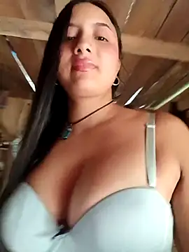Soffia-zapata online show from 05-15-26, 04:14