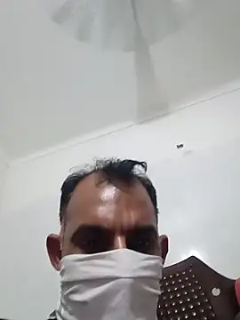 jiglu007 online show from 04-24-26, 05:37