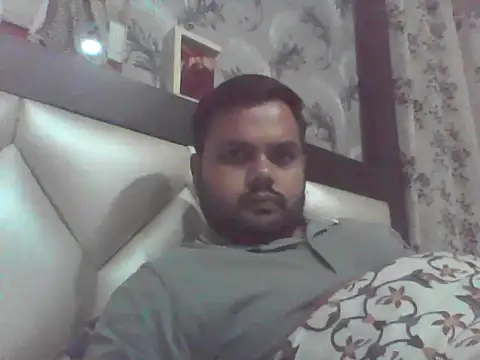 Fatguyfuddilick online show from 04-23-26, 07:16