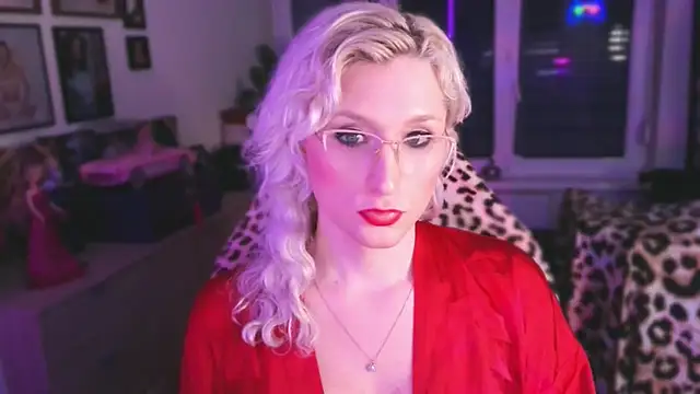 Madame Blonde online show from 04-23-26, 01:51