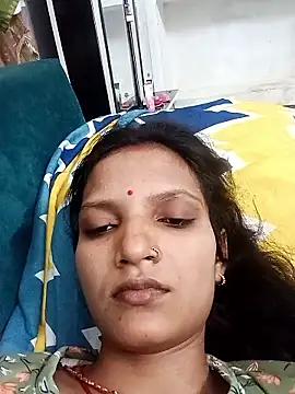 Snapshot of SS_sanjna chatting on 05-17-26, 11:06 SS sanjna online show from 05-17-26, 11:06