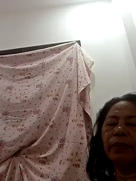 Snapshot of Maleta56 chatting on 05-08-26, 02:22 Maleta56 online show from 05-08-26, 02:22