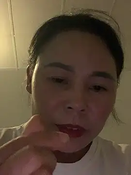 Helen-baby online show from 04-23-26, 12:29