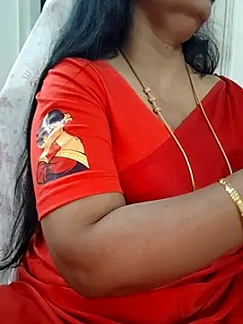 Snapshot of Nayana_456 chatting on 06-08-26, 03:18 Nayana 456 online show from 06-08-26, 03:18
