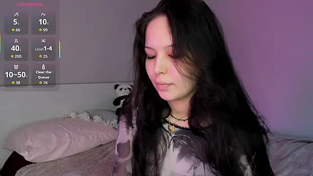 Snapshot of missinfull chatting on 05-10-26, 01:27 missinfull online show from 05-10-26, 01:27