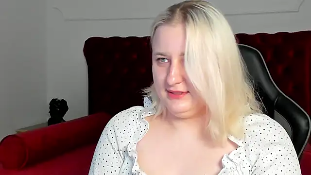 LioraArdyn online show from 05-13-26, 05:16