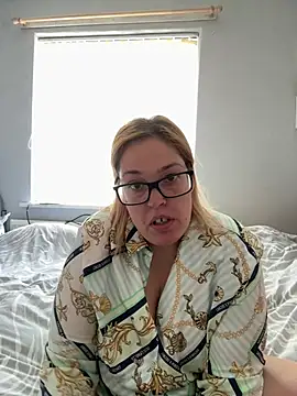 SecretRavenXO online show from 05-21-26, 11:39