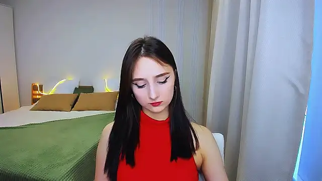 Snapshot of JulietteMonli chatting on 06-12-26, 12:04 JulietteMonli online show from 06-12-26, 12:04