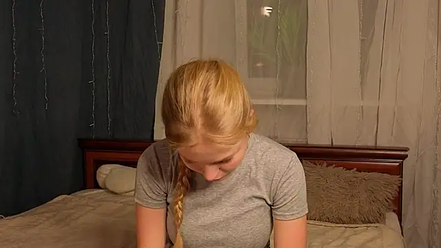 LavonaMadlem online show from 06-05-26, 09:09