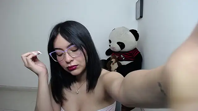 Snapshot of Shilot_ms chatting on 06-24-26, 03:16 Shilot ms online show from 06-24-26, 03:16