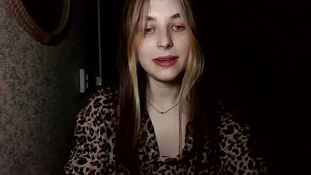 Touch And Run online show from 05-22-26, 07:52