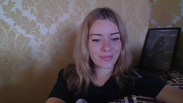 Snapshot of Softy_Aura_ chatting on 06-26-26, 10:52 Softy Aura online show from 06-26-26, 10:52