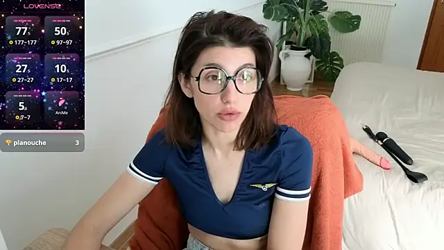 Snapshot of charlieangella chatting on 05-07-26, 06:52 charlieangella online show from 05-07-26, 06:52