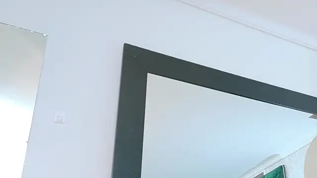 Elektradoll1 online show from 06-05-26, 12:44