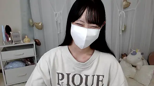 mii  tan online show from 04-28-26, 12:21