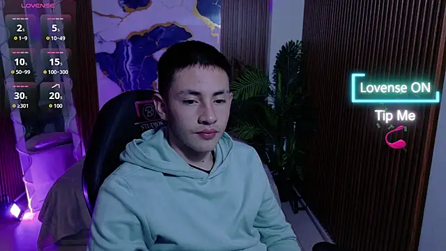 Andres Tay online show from 05-22-26, 01:24