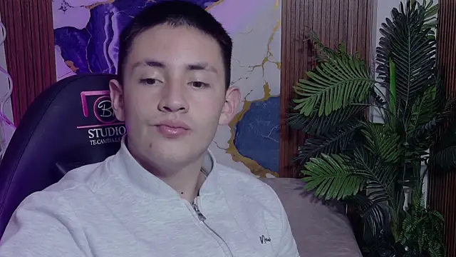 Andres Tay online show from 05-25-26, 02:17