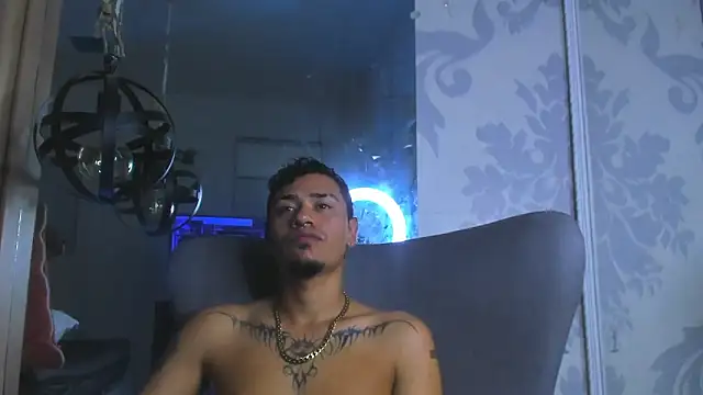 AlexandriuWolf online show from 05-21-26, 03:13