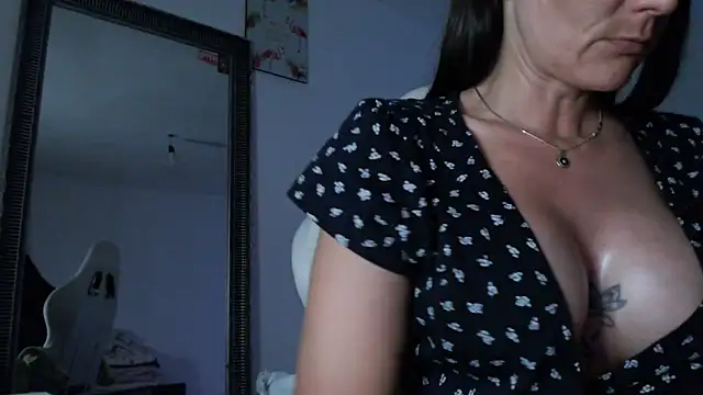 missydiorr10 online show from 05-06-26, 09:31