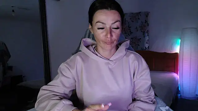 missydiorr10 online show from 05-13-26, 10:23