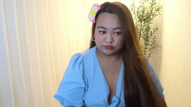 Snapshot of Czarinna chatting on 05-25-26, 04:35 Czarinna online show from 05-25-26, 04:35