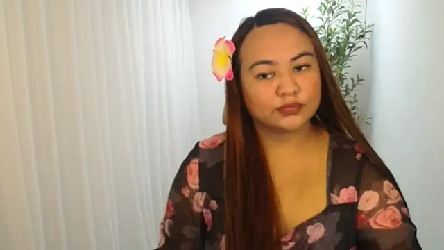 Snapshot of Czarinna chatting on 06-10-26, 05:34 Czarinna online show from 06-10-26, 05:34